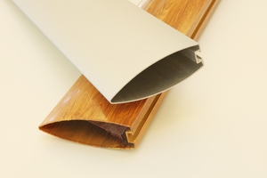 V型铝方(fang)通(tong)