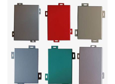 氟碳铝單(dan)板