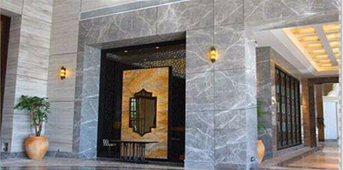 室內(nei)仿石纹铝單(dan)板